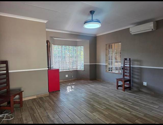 3 BEDROOM HOUSE FOR SALE IN PLANTATION